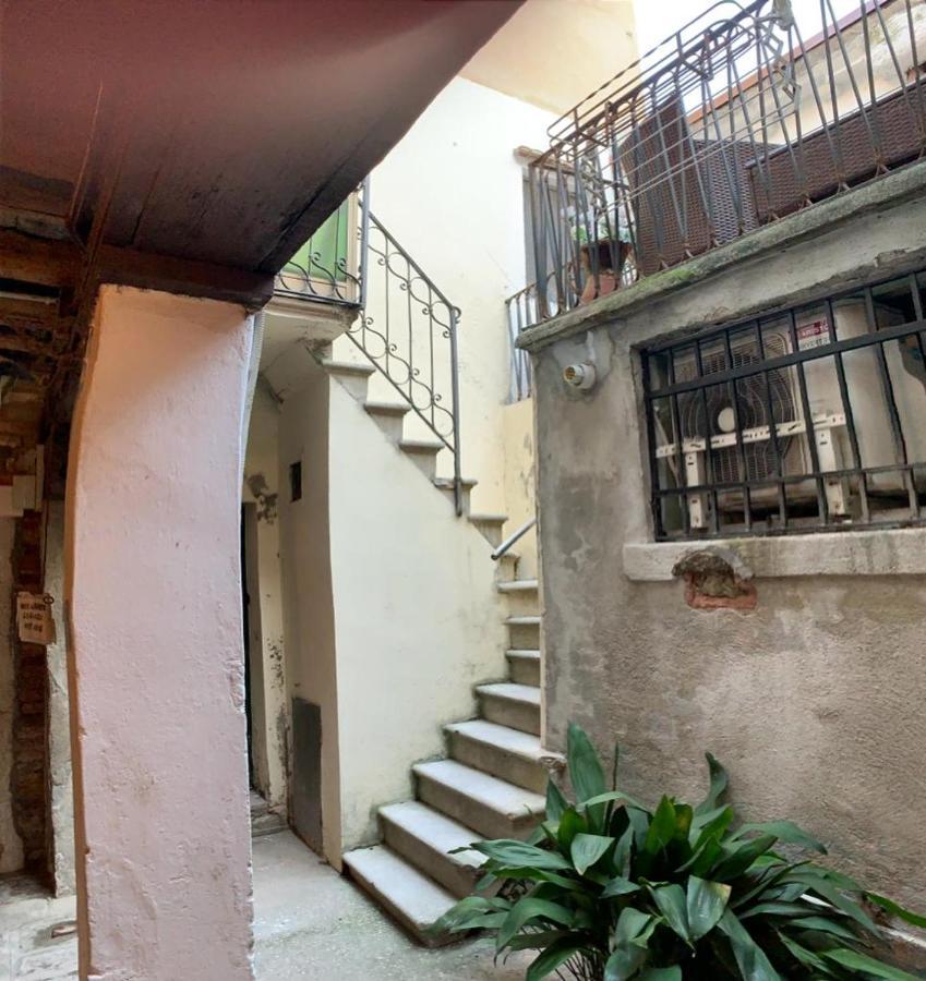 Eagle'S Nest Venice Guest House Экстерьер фото