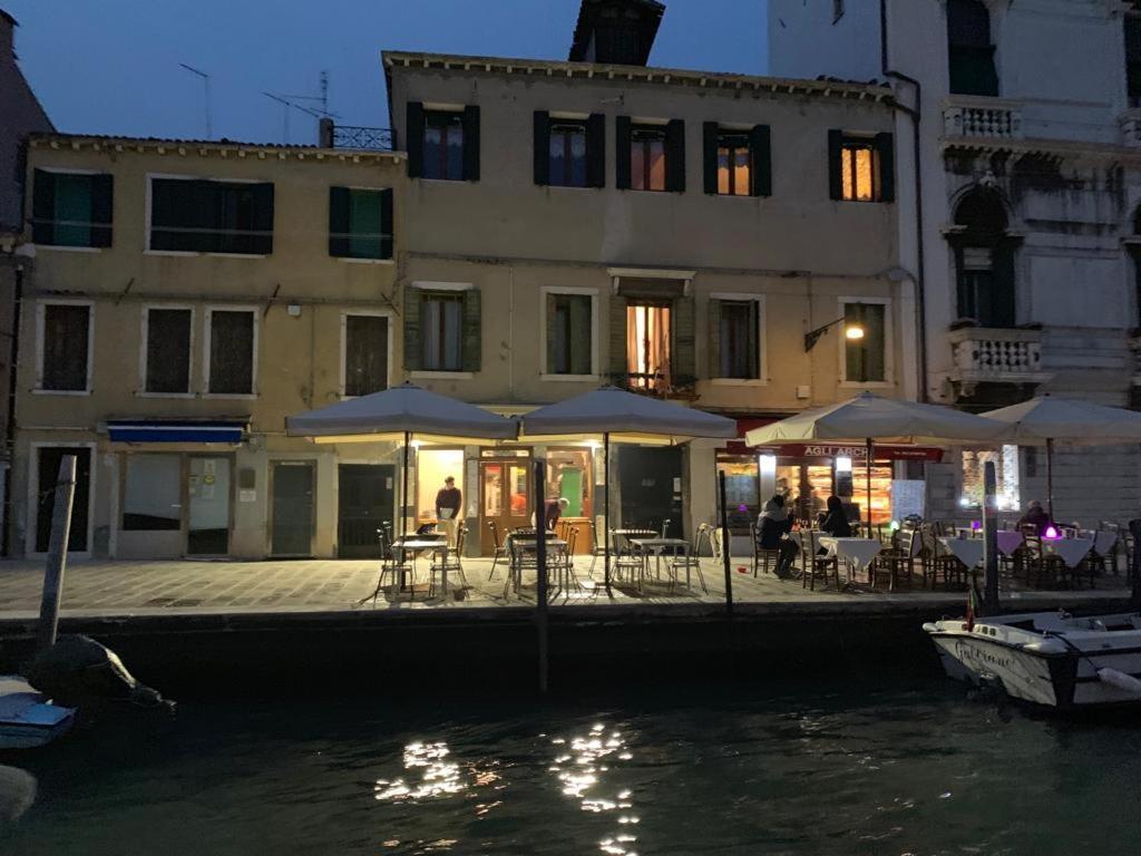 Eagle'S Nest Venice Guest House Экстерьер фото