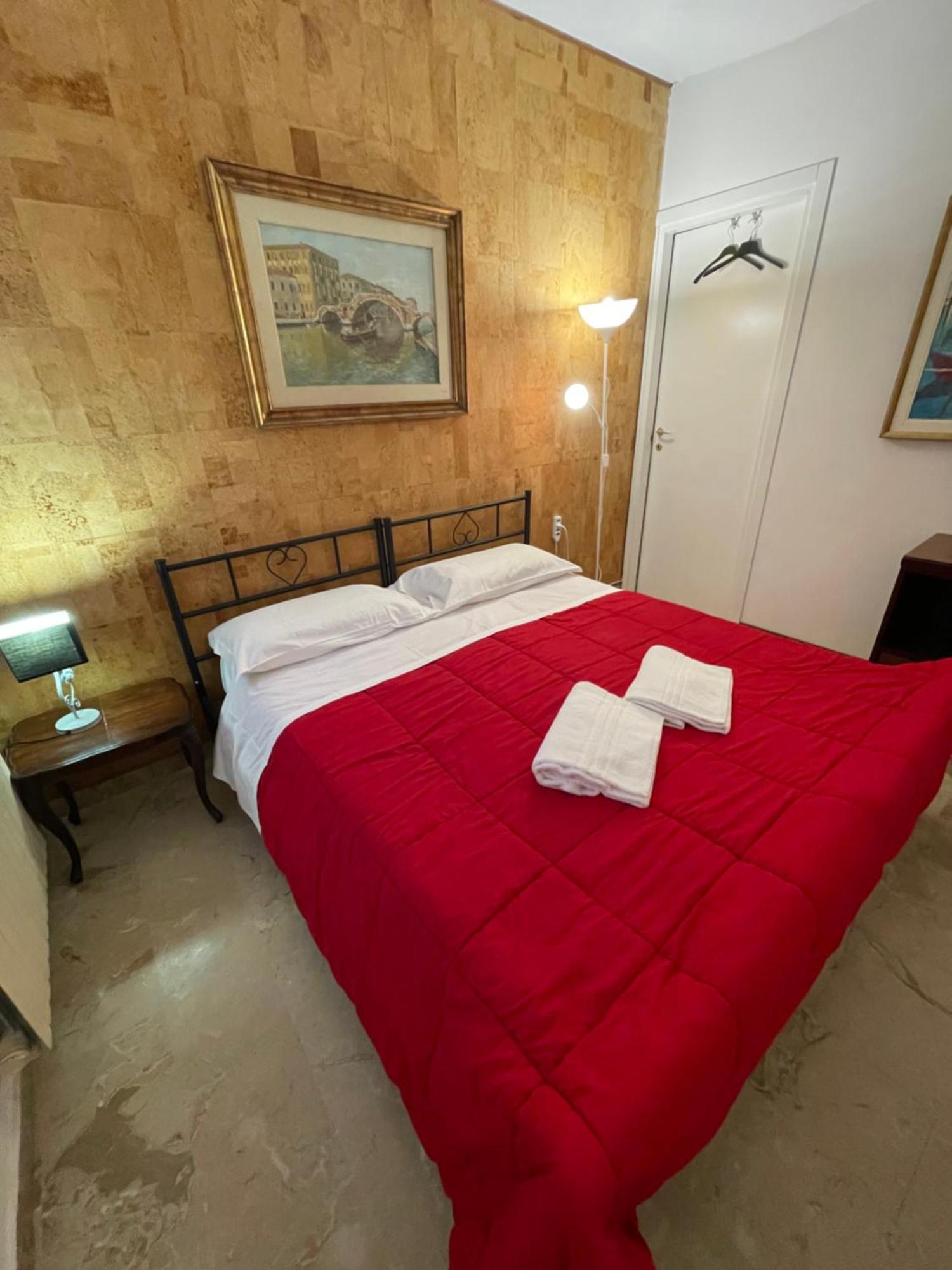 Eagle'S Nest Venice Guest House Экстерьер фото