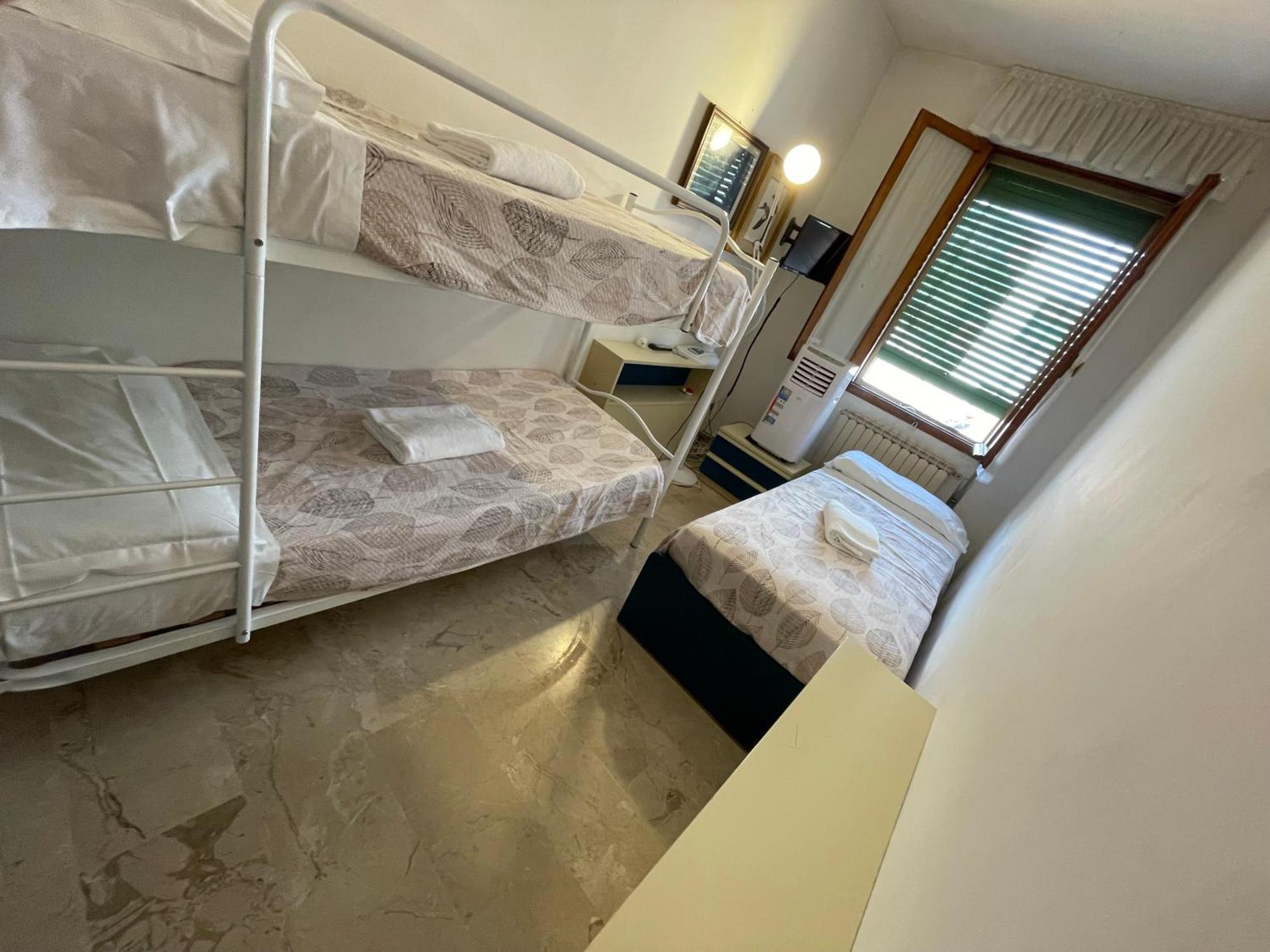 Eagle'S Nest Venice Guest House Экстерьер фото