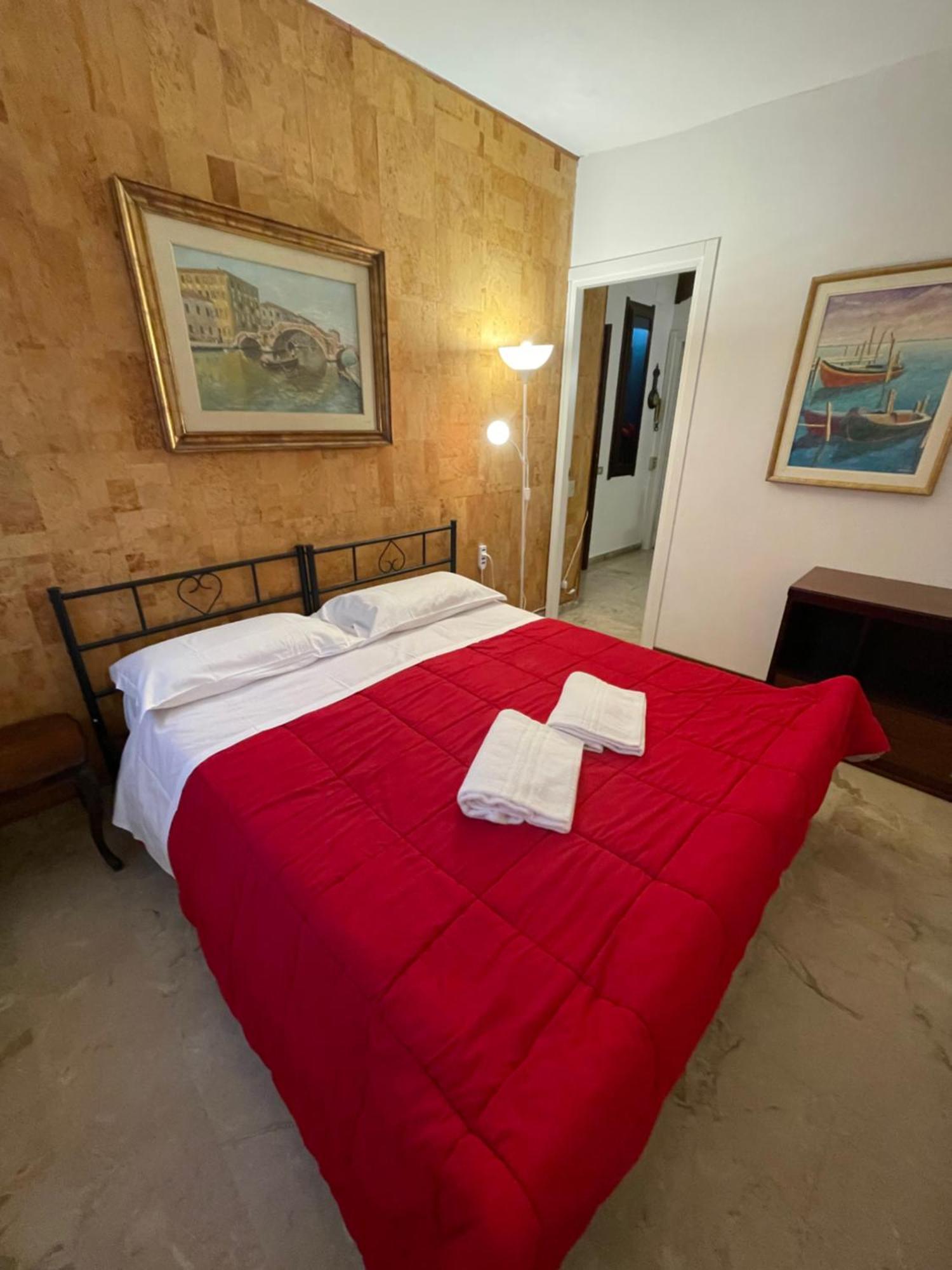 Eagle'S Nest Venice Guest House Экстерьер фото